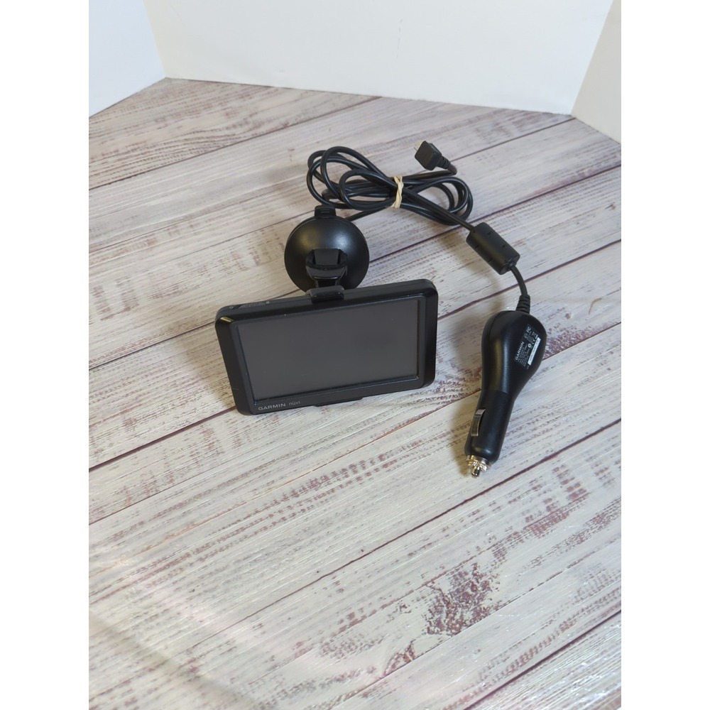 Garmin Nüvi 255W Automotive With Plug - Tested w/ New Mount. See Picture! bundle